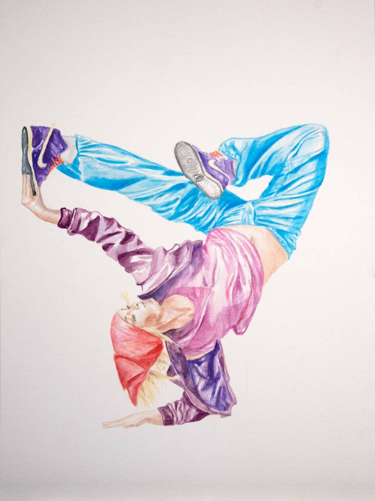 Frau Hip Hop Dance move, rotes Kopftuch, violette Jacke und Nike Sneaker, blue Jeans