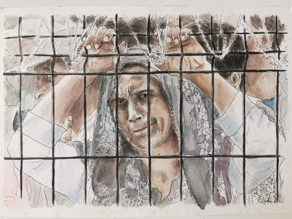 colorierte Tuschezeichnung, eine Frau mit Kopftuch hält sich an den Gitterstäben eines hohen Zauns und schaut hindurch, hinter ihr drängen sich Menschen